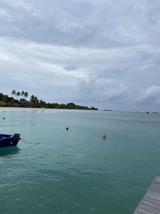 Strand Kuredu Island Resort & Spa