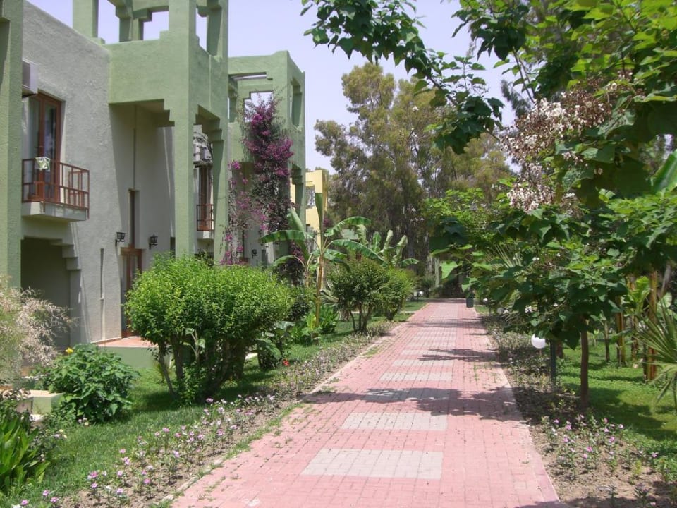 Anlage und Häuschen VONRESORT Golden Beach