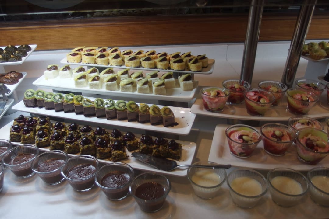 Dobroty kolaciky Royal Holiday Palace