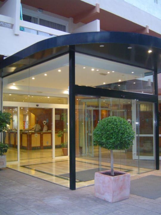 Eingangsbereich Valentin Reina Paguera