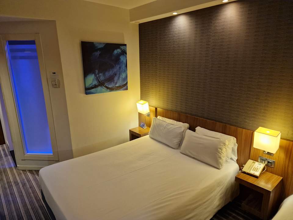 Zimmer Hotel Holiday Inn Express Bilbao