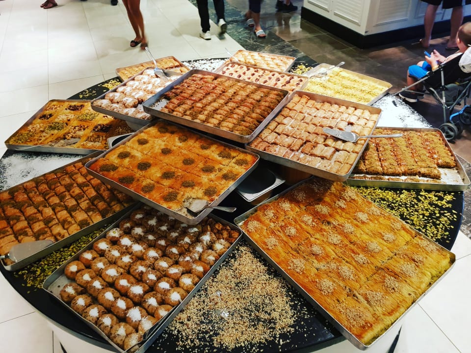 Gastro Well Palace Side