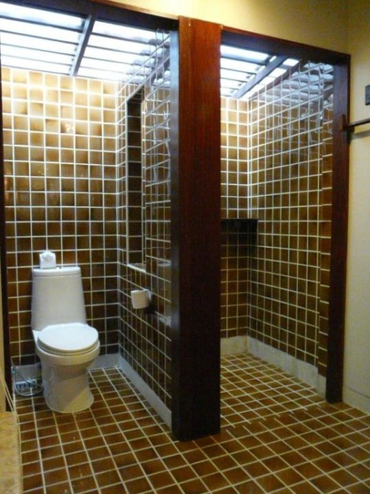 Toilette und Dusche NH Collection Samui Peace Resort
