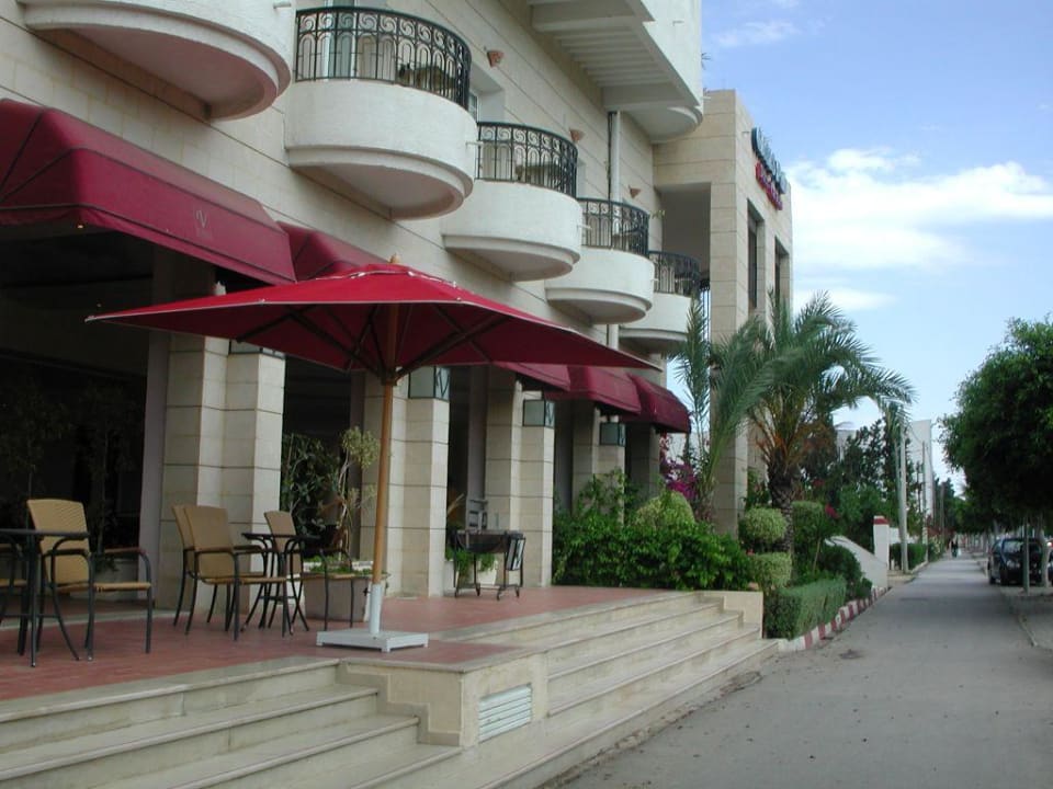 Hotel z zewnątrz Hotel El Kantaoui Center