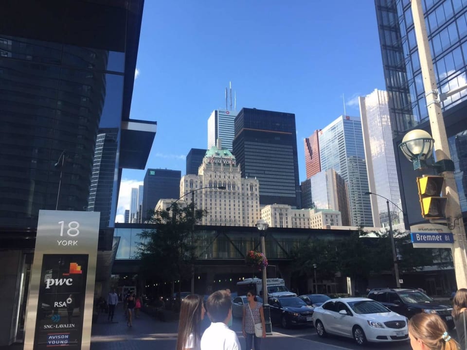 Blick von der Rückseite der Union Station Hotel The Fairmont Royal York Toronto