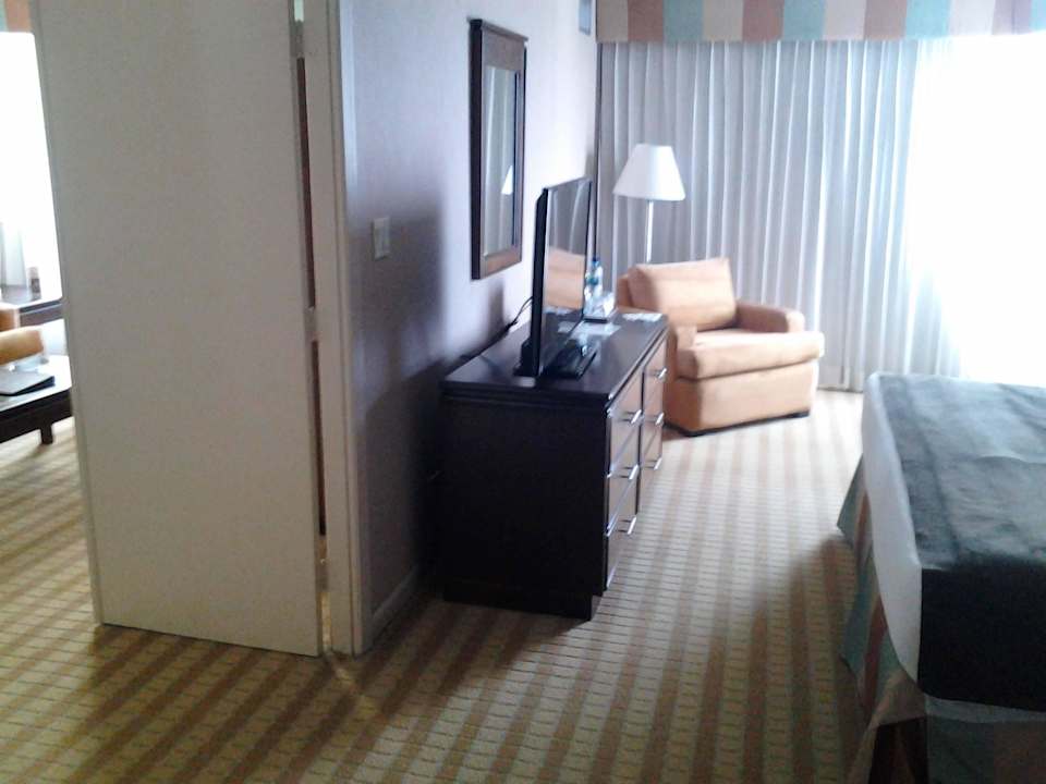 Plenty of space everywhere Hotel Clarion Suites Guatemala City