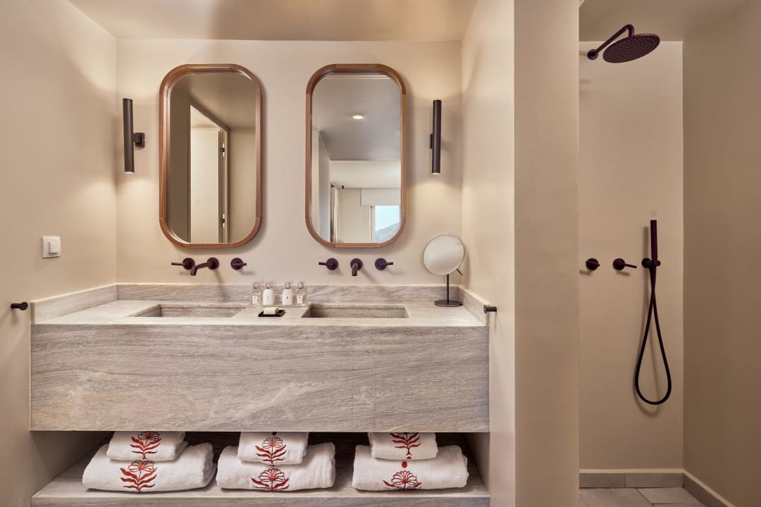 Zimmer Mykonos Theoxenia, a member of Design Hotels