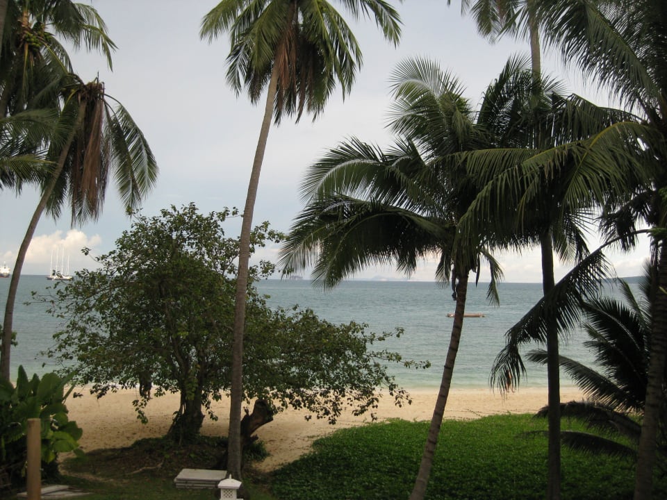 Auf dem Weg zum Hotelstrand Cape Panwa Hotel