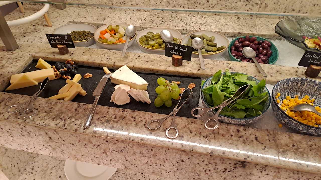 Gastro Grand Plaza Mövenpick Media City