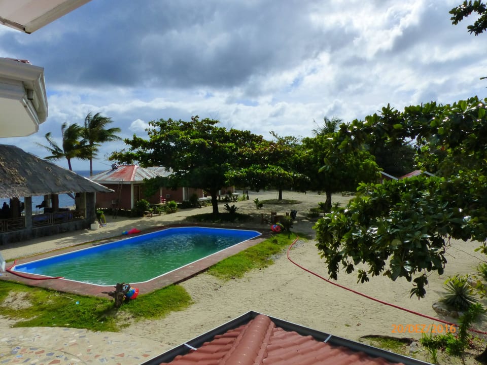 Blick Innenhof Rosepoint Beach Resort