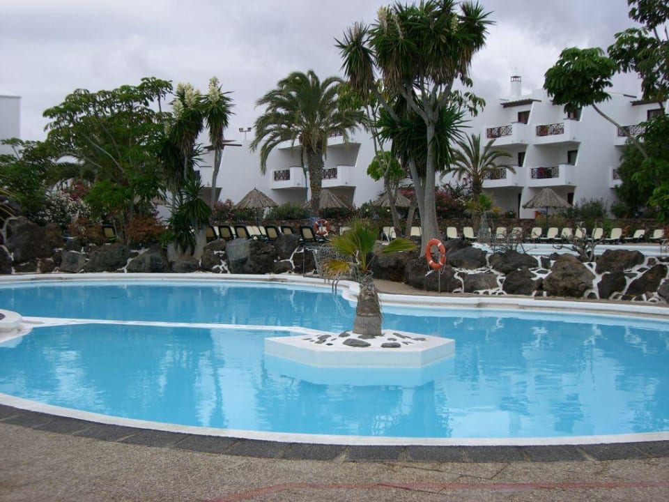 Schöne Poollandschaft allsun App.-Hotel Albatros