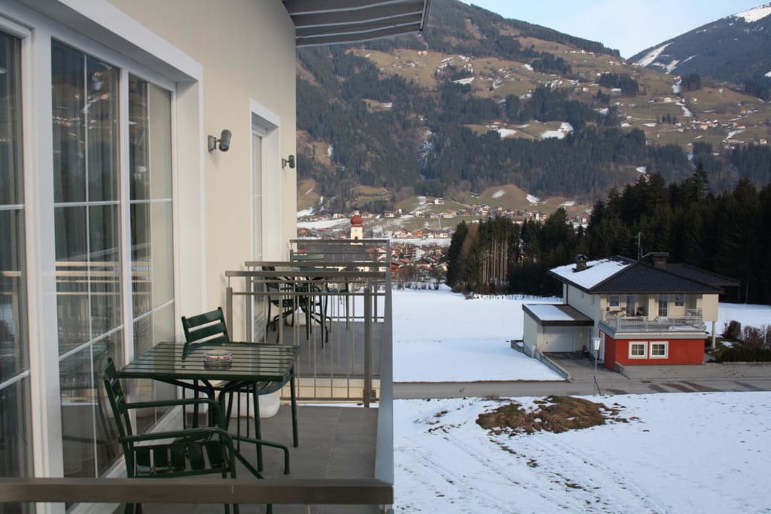 Blick vom Balkon Platzlhof - Mein Hotel im Zillertal