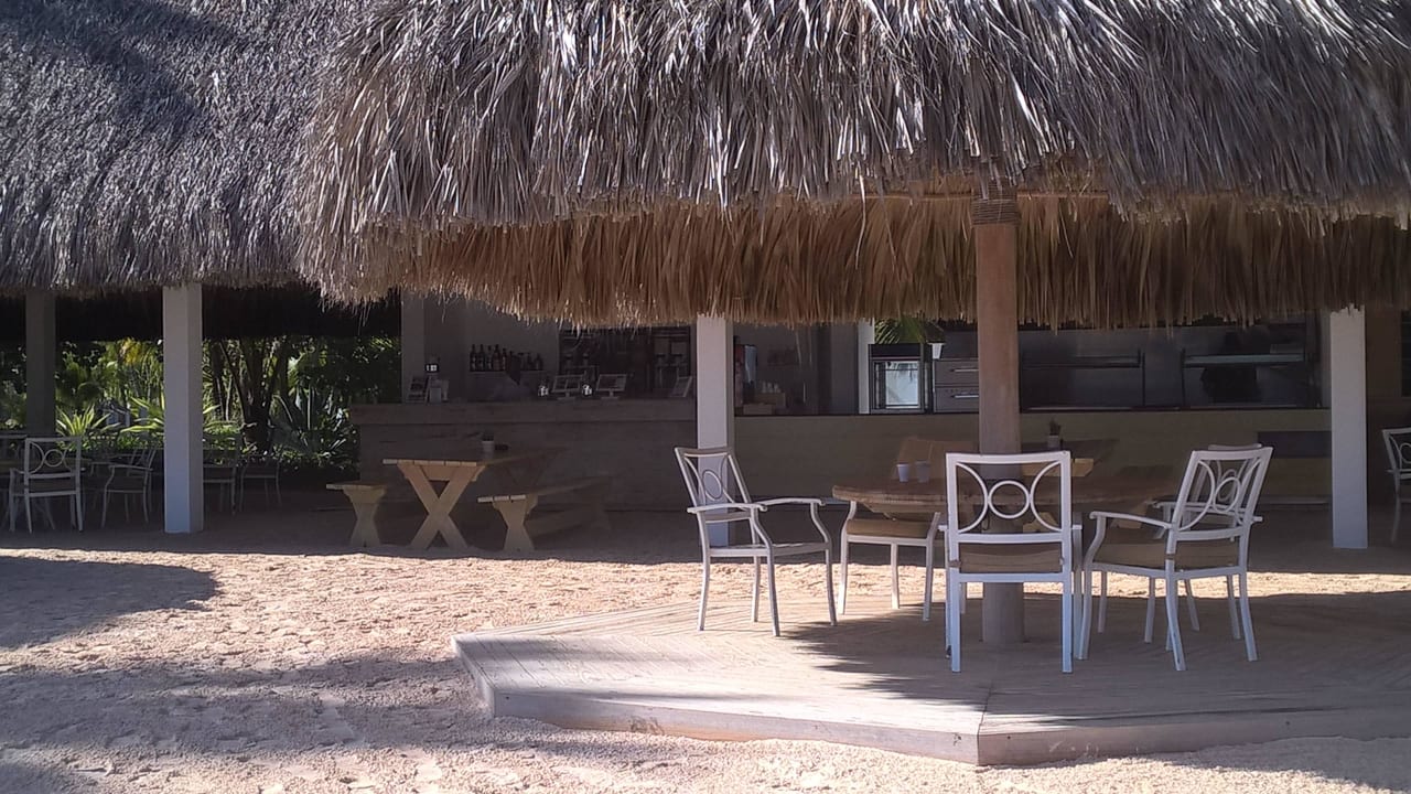 Snack Restaurant am Strand Meliá Caribe Beach Resort-All Inclusive