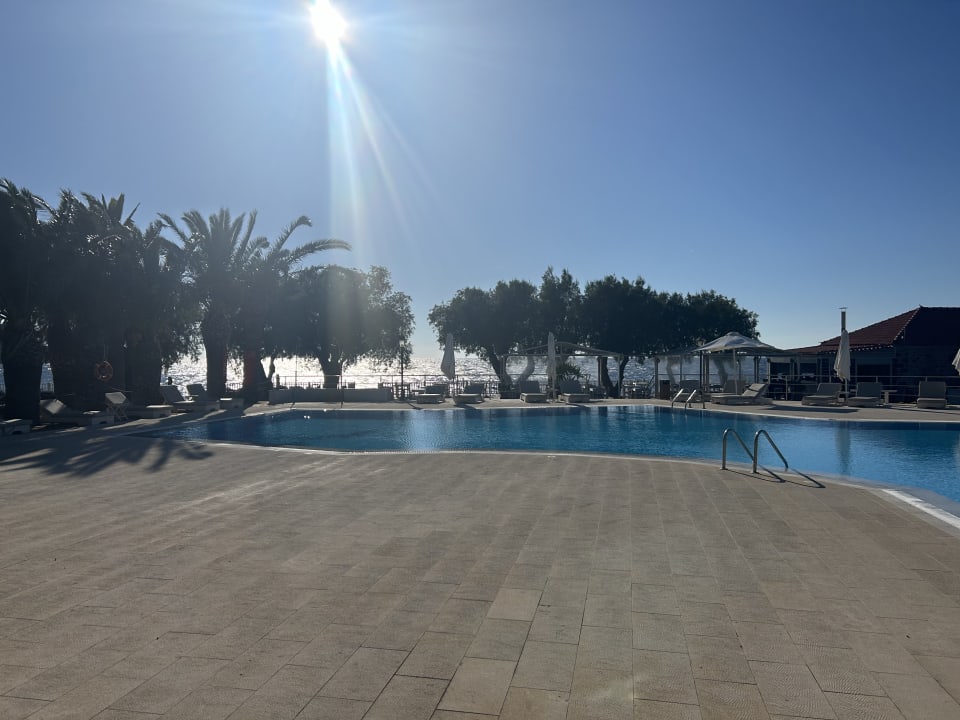 Pool Aphrodite Hotel