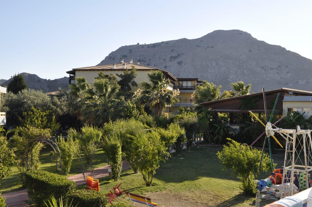 Garten Hotel Golden Odyssey