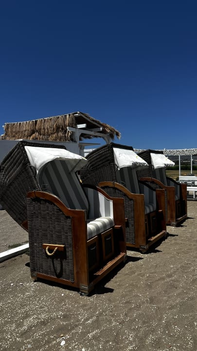 Strand Asterias Beach Resort