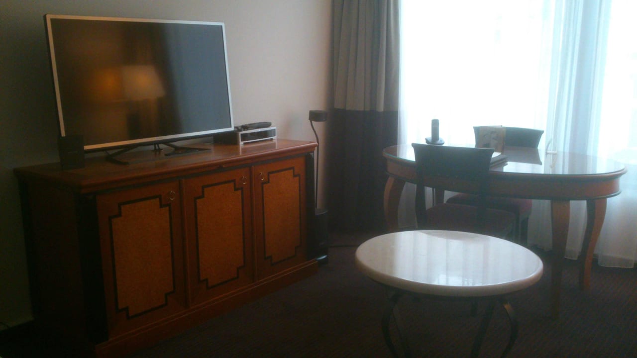 Wohnbereich Sofitel Budapest Chain Bridge