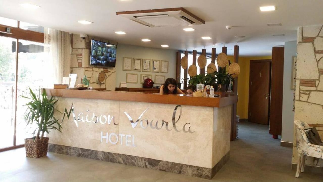 Reception Maison Vourla Hotel