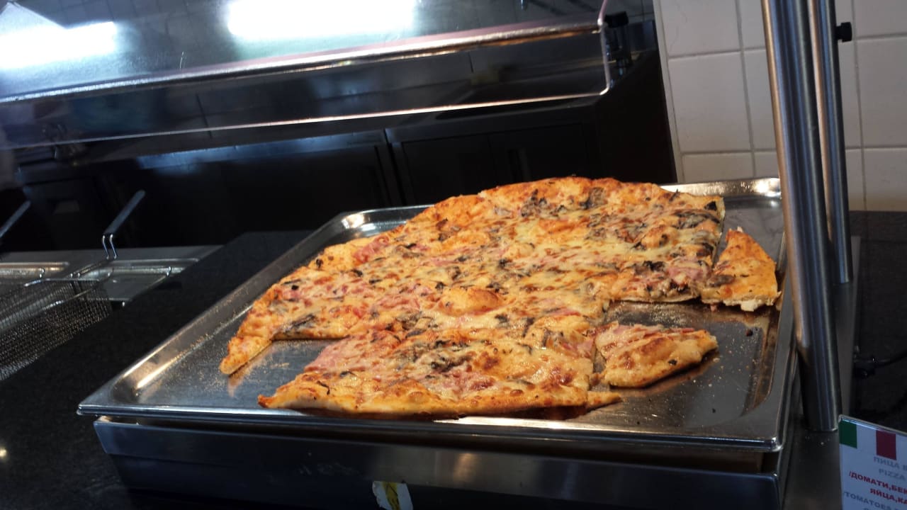 Pizza wie vom Italiener - lecker!  Sol Luna Bay