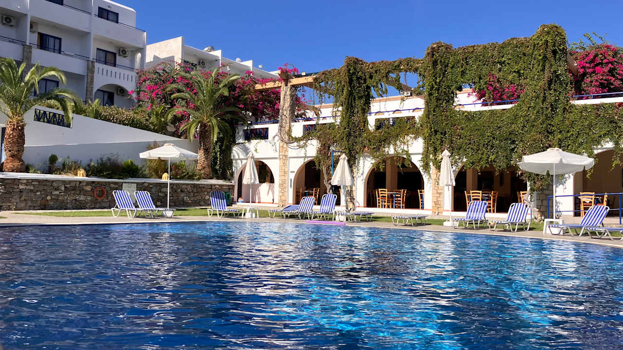 Pool Ekaterini Hotel