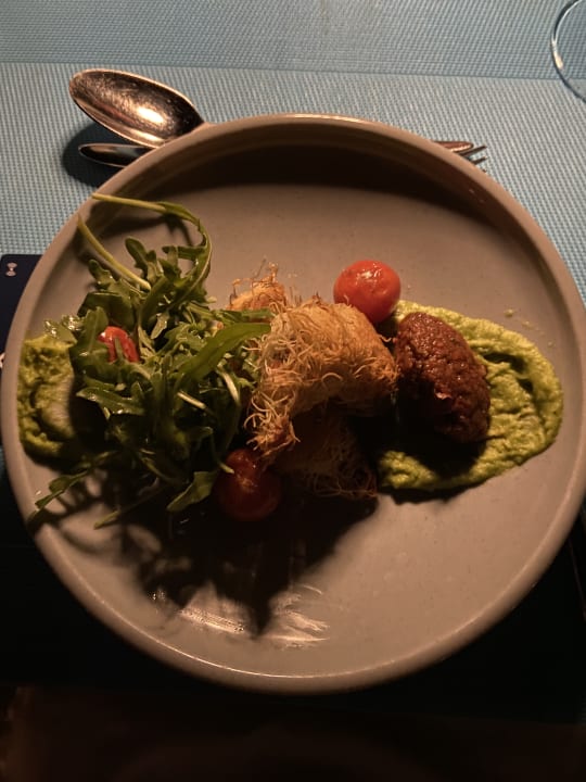 Gastro Outrigger Maldives Maafushivaru Resort