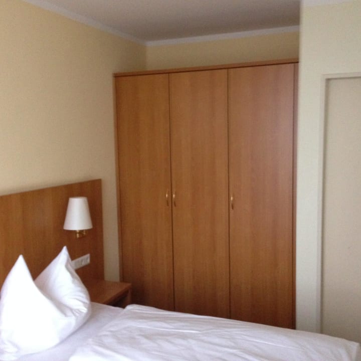 Schlafzimmer H+ Hotel Willingen