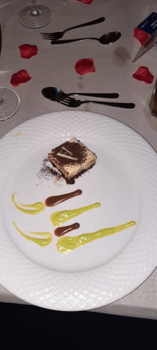 Gastro Limak Lara Deluxe Hotel & Resort