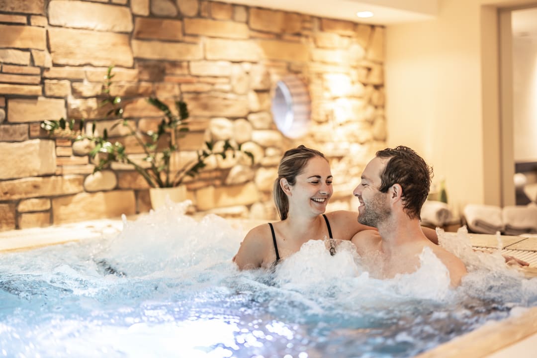 Pool Hotel Elisabeth Schoppernau