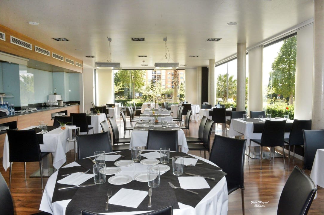 Restaurante AZZ Valencia Táctica Hotel