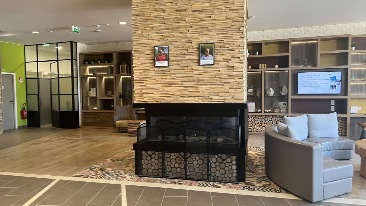 Lobby Hotel Novotel Marne La Vallée Collégien