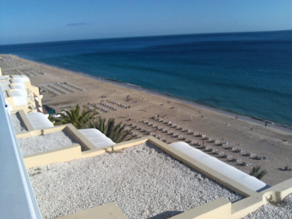 Direkter Strandblick und kein Reinschauen beim  N. Hotel Riu Palace Jandia