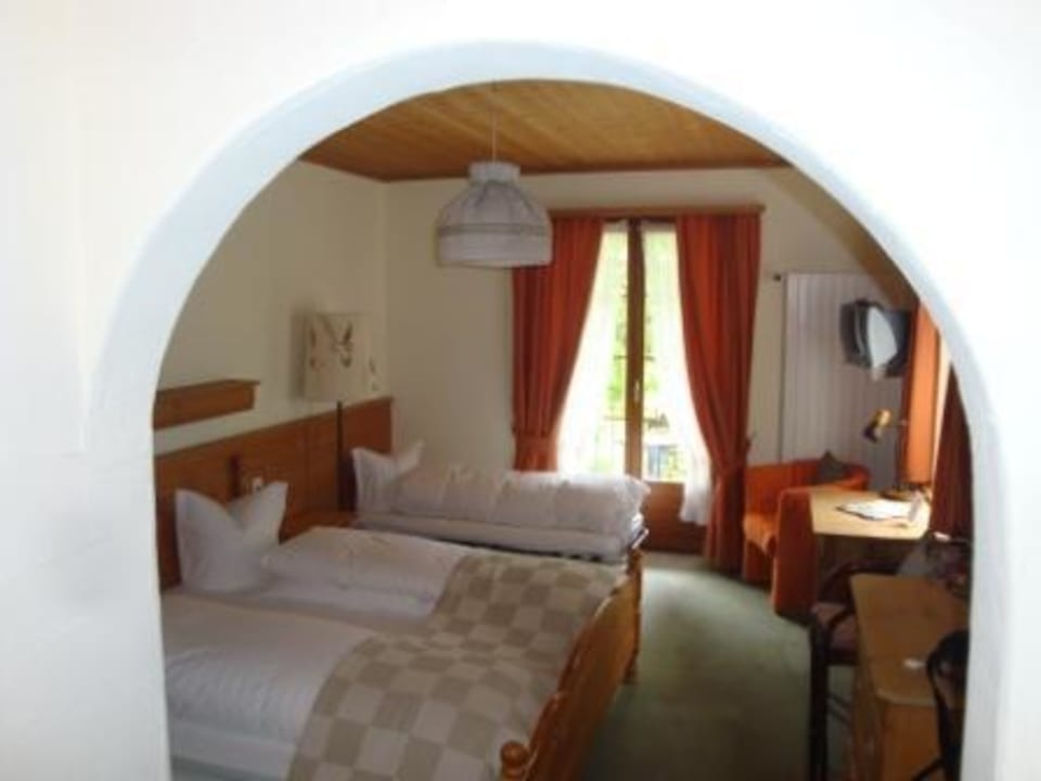 Zimmer 103 Alpentherme Bad Serneus