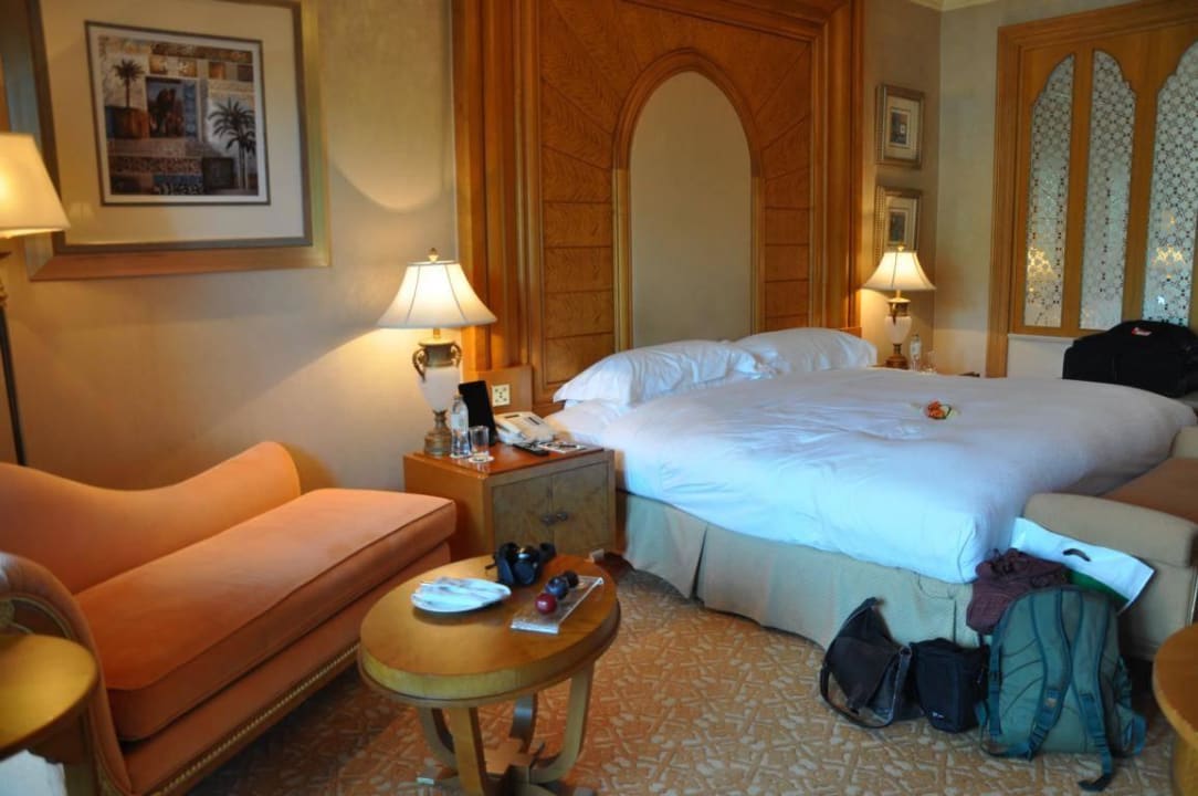 Tolles Zimmer groß und hell Emirates Palace Mandarin Oriental