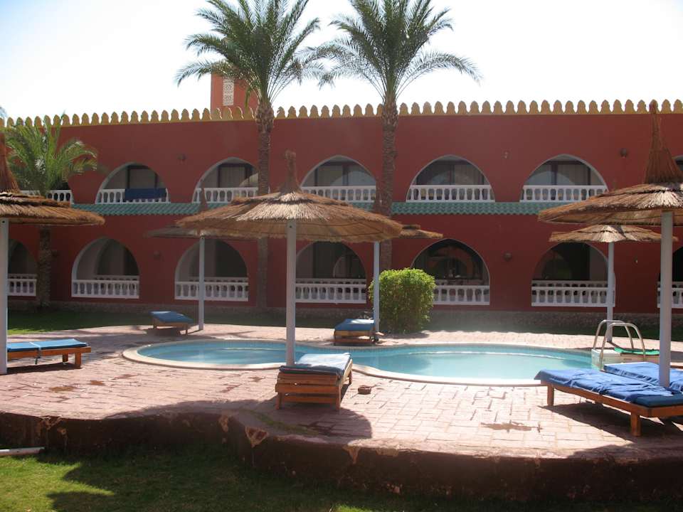 Taras Pickalbatros Alf Leila Wa Leila Resort - Neverland Hurghada