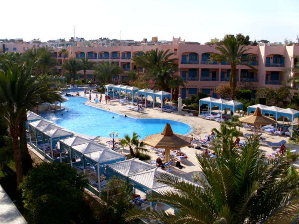 Pool Hotel Le Pacha Beach Resort