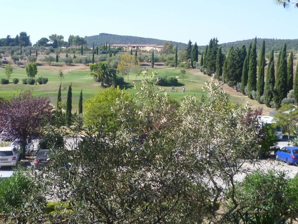 Einfahrt zur Rezeption Il Pelagone Hotel & Golf Resort Toscana