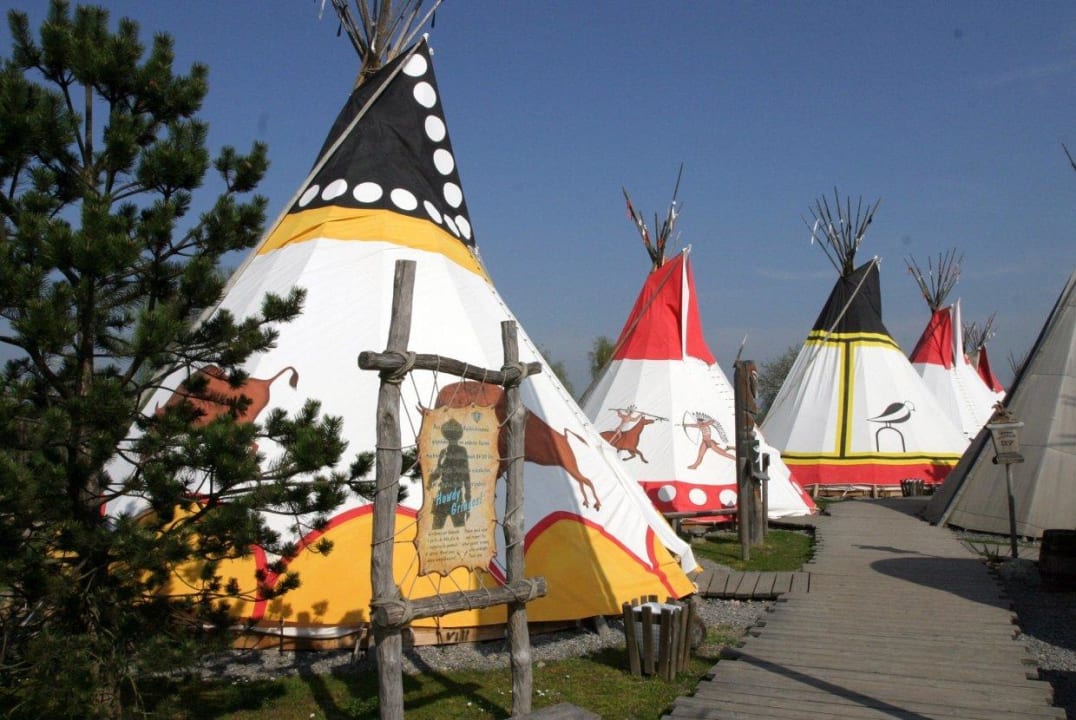"Camp Resort" Tipi Town Europa-Park