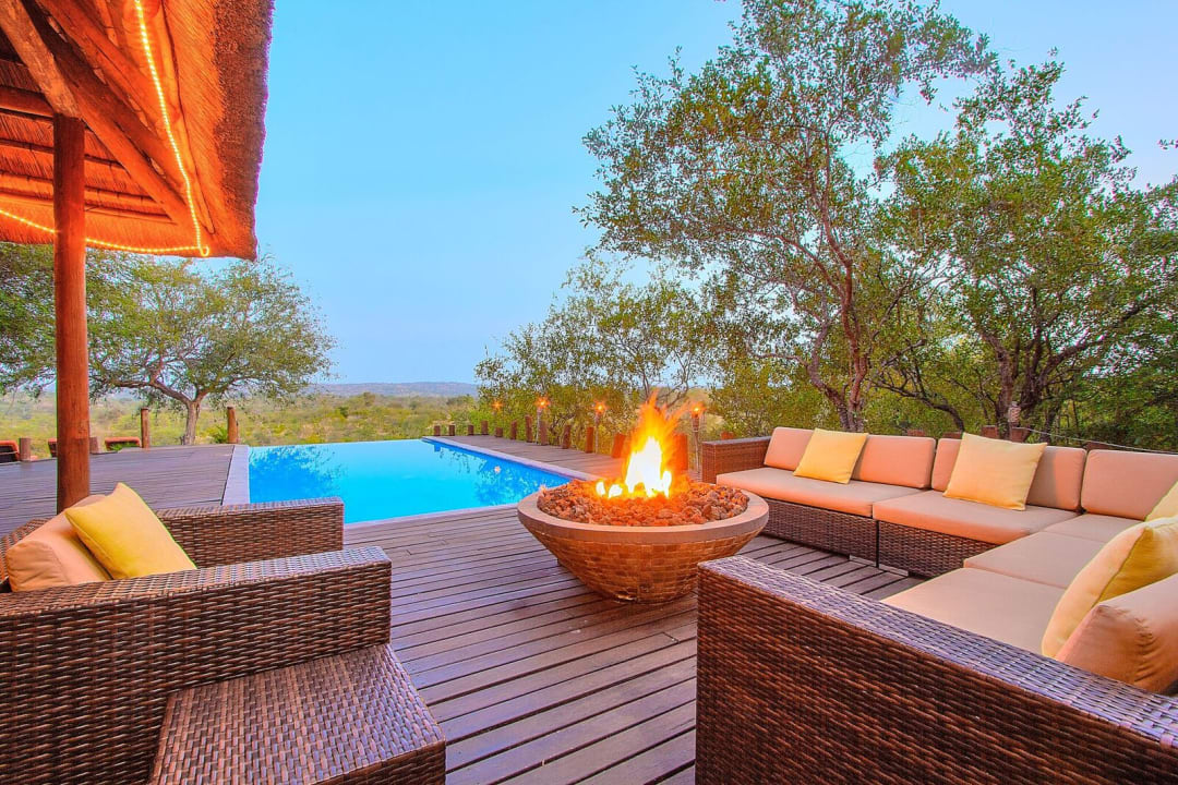 Pool Casart Game Lodge