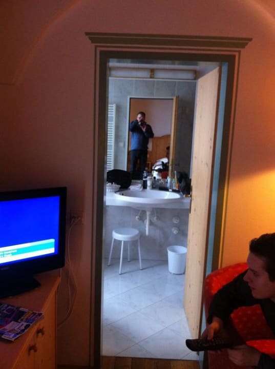 Blick ins Bad Romantik Hotel Post