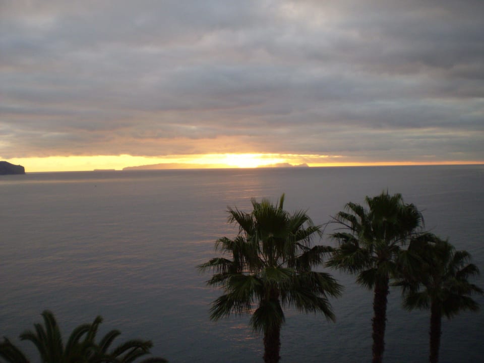 Sonnenaufgang, Blick vom Balkon Hotel The Cliff Bay (PortoBay)