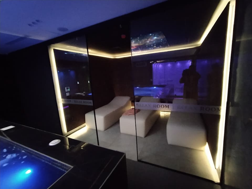 Sonstiges Hotel Elisa Tirana, Affiliated by Meliá