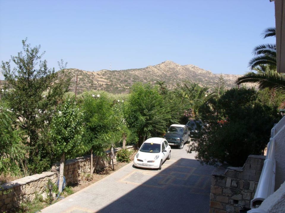 Widok z balkonu Matala Bay Hotel & Apartments