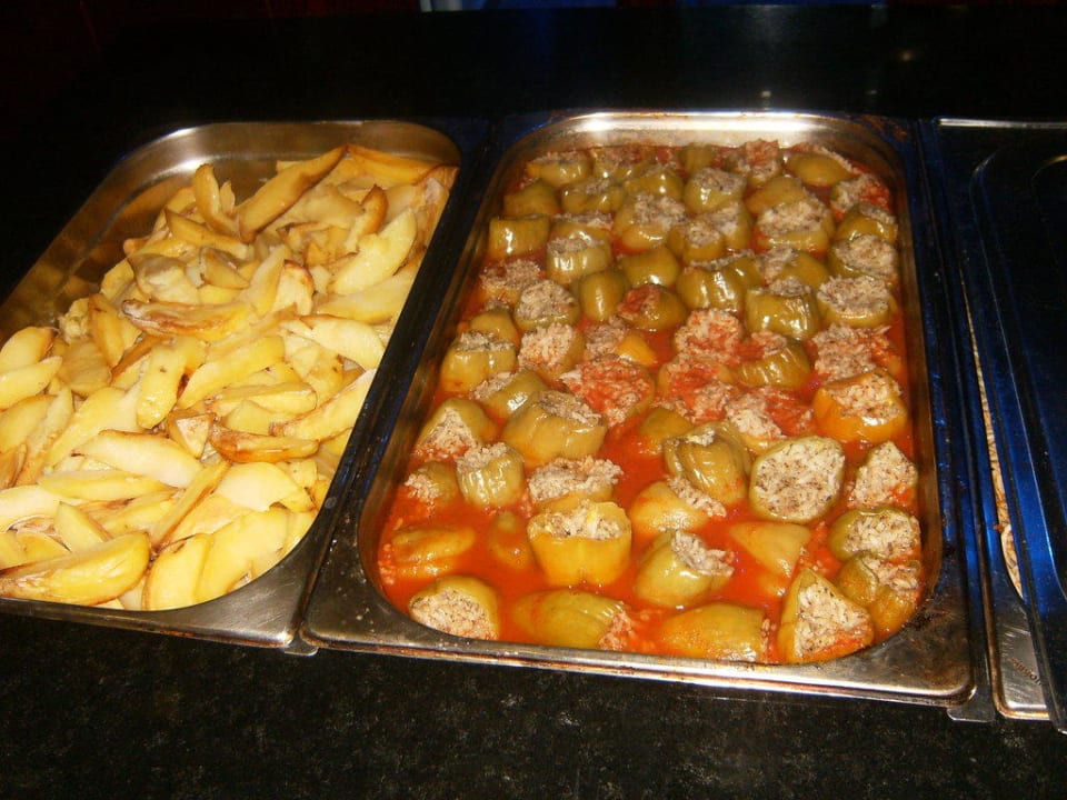 Yammi Kleopatra Celine Hotel