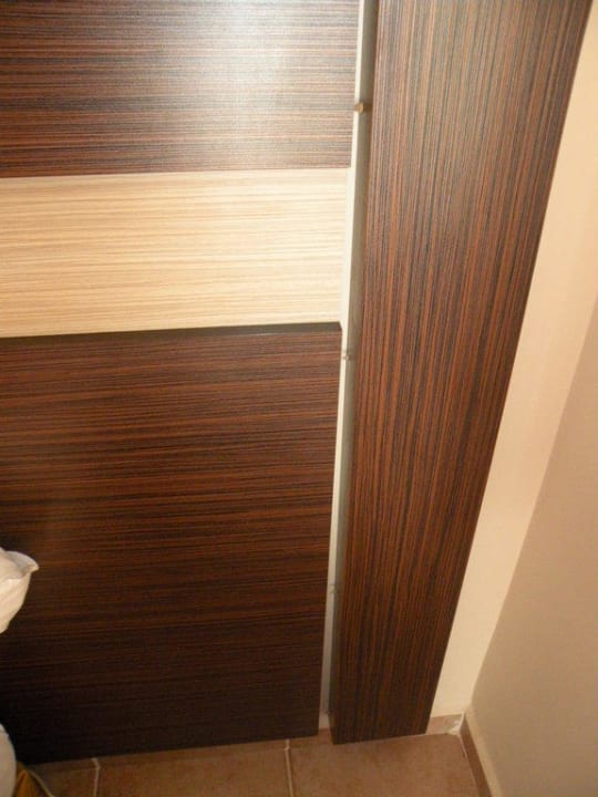 Bettrückwand Enki Hotel