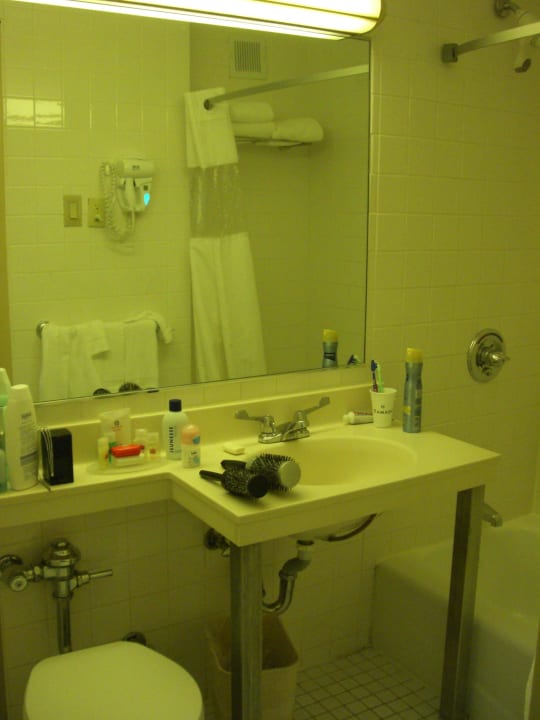 Badezimmer Ramada by Wyndham Jersey City