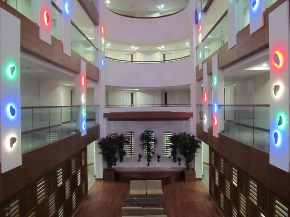 Flur zum Zimmer Sunis Evren Beach Resort Hotel & Spa