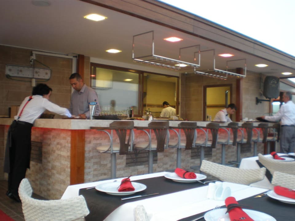 Restaurant auf der Dachterrasse Istanbul Golden City Hotel