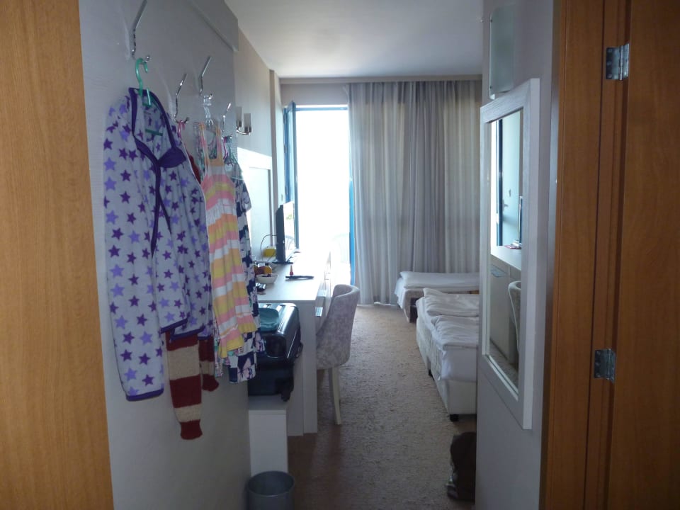 Unsere Zimmer Hotel Sineva Beach