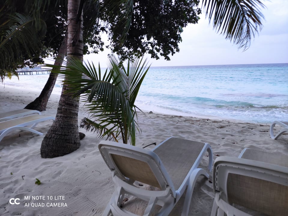 Strand Kuramathi Maldives