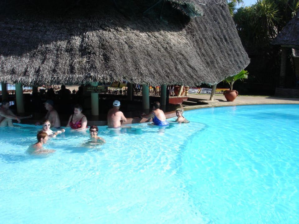 Poolbar Neptune Paradise Beach Resort & Spa